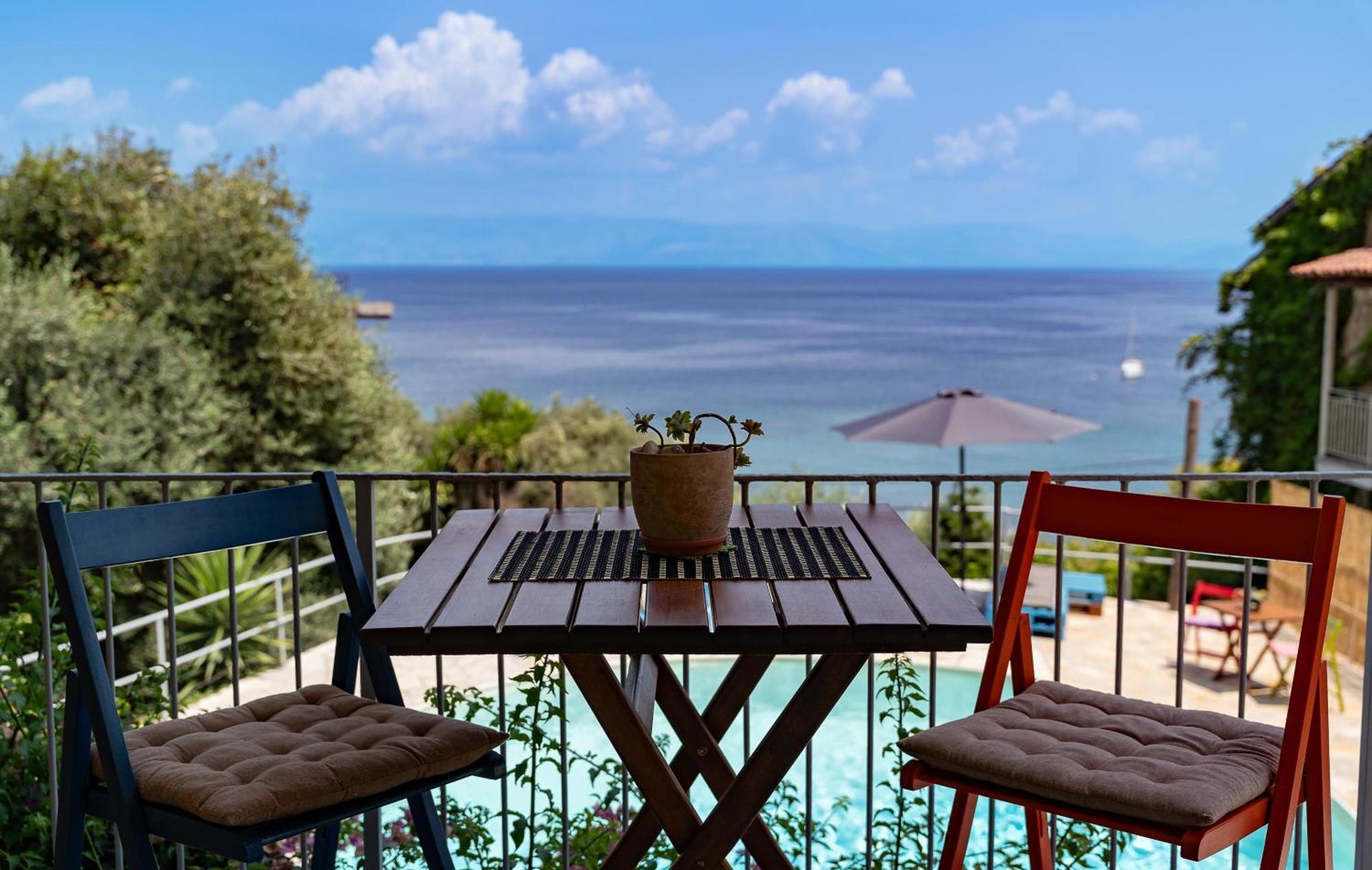 Antares Boutique Guesthouse Perama  Dış mekan fotoğraf