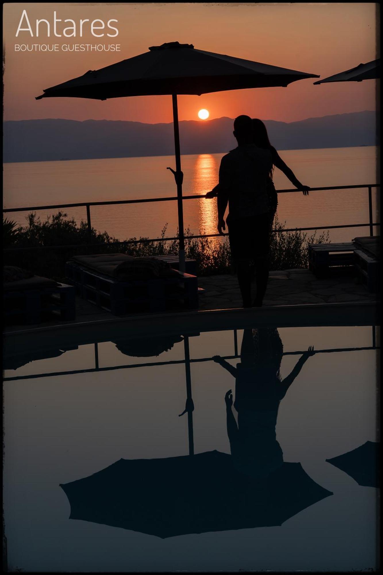 Antares Boutique Guesthouse Perama  Dış mekan fotoğraf
