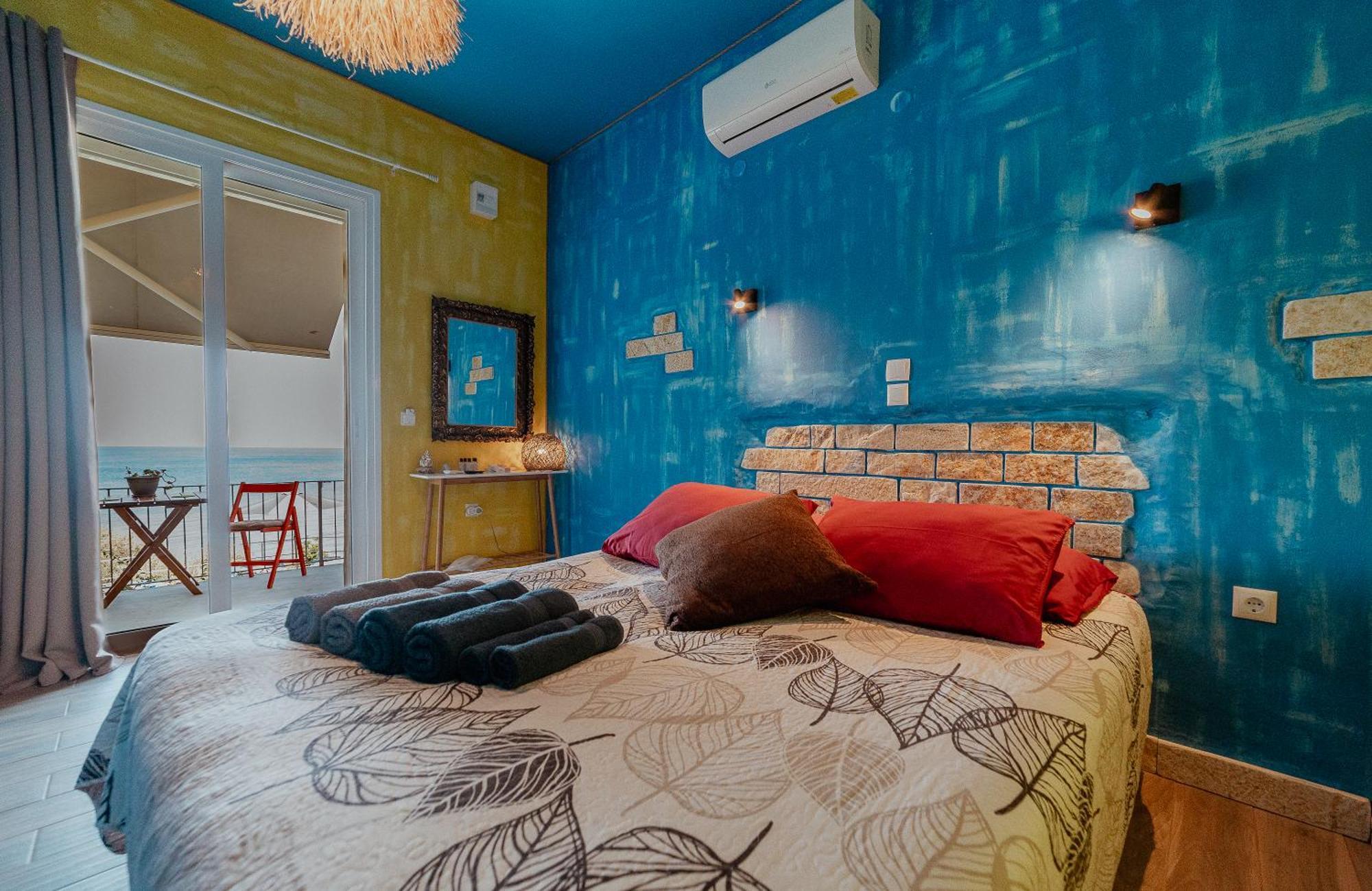 Antares Boutique Guesthouse Perama  Dış mekan fotoğraf