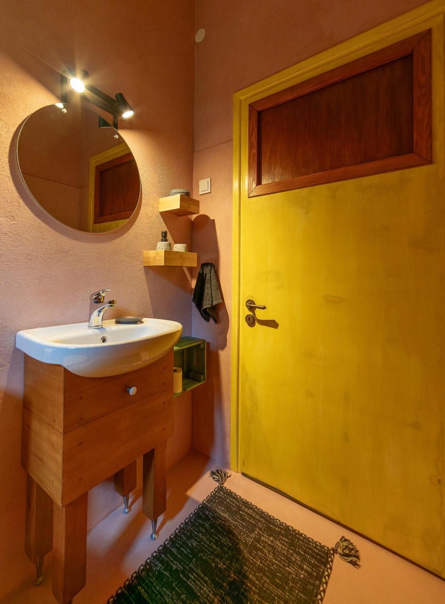 Antares Boutique Guesthouse Perama  Dış mekan fotoğraf
